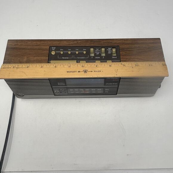Vintage GE General Electric AM/FM Stereo Blue Digital Dual Clock Radio 7-4945A - Picture 13 of 16